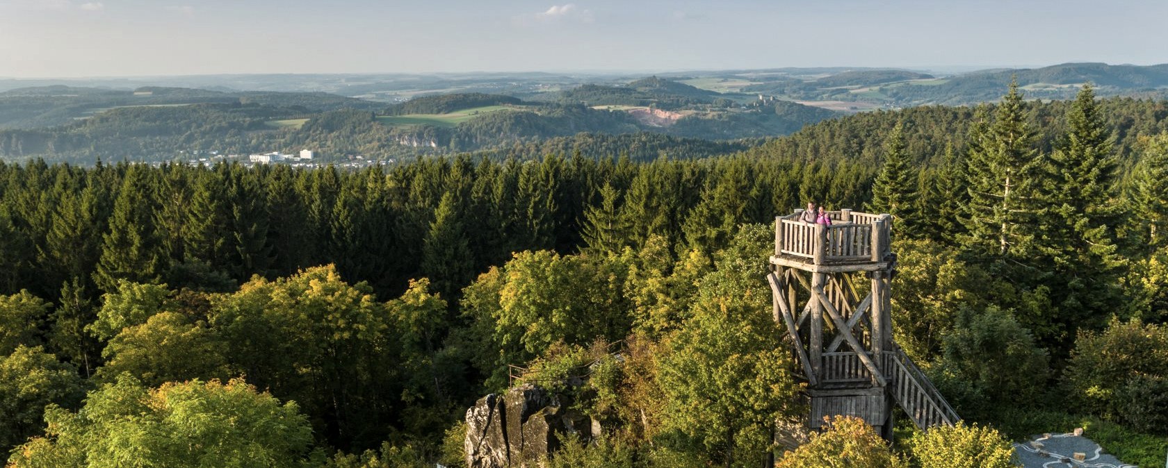 Ausblick auf Dietzenley und die Vulkaneifel, © Eifel Tourismus GmbH, D. Ketz