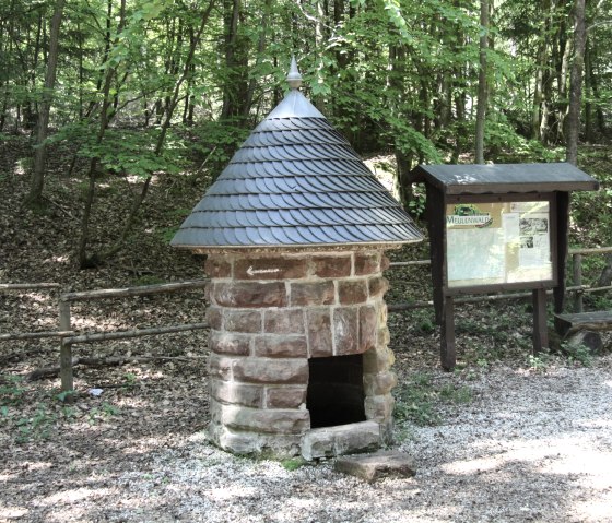 Auf der Wandertour Meulenwaldroute an der Viktoriaquelle erfrischen, © Tourist-Information Wittlich Stadt und Land