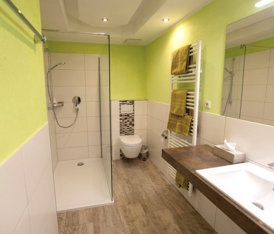 Badezimmer der Suite Pulvermaar