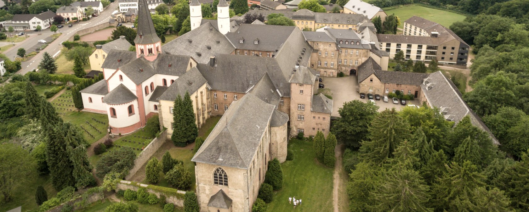 Eifelsteig, Kloster Steinfeld, © Eifel Tourismus GmbH - Dominik Ketz