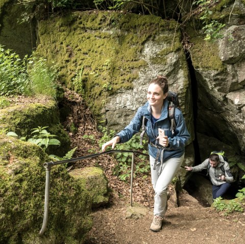 Vulkanpfad, Mühlsteinhöhle, Gerolstein-Roth, © Eifel Tourismus GmbH, Dominik Ketz