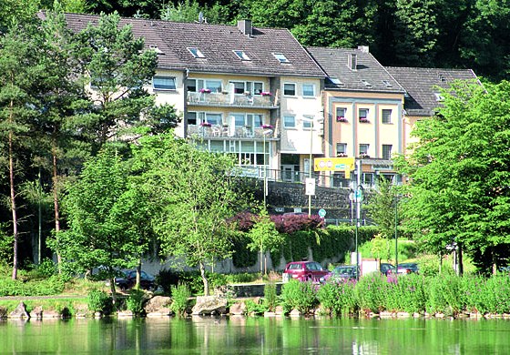 Hôtel Schlossblick_Blankenheim, © Nordeifel Tourismus GmbH & Hotel Schlossblick