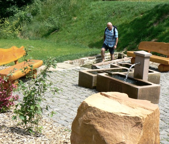 Eifelsteig: Rastplatz Boor mit Kneippanlage in Greverath, © H. Billen