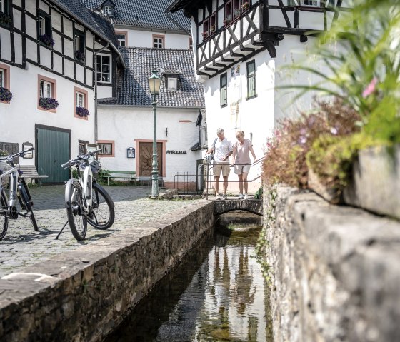 Radpause an der Ahrquelle, © Eifel Tourismus GmbH, Dennis Stratmann