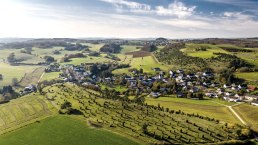 Blick auf den Kalvarienberg, © Eifel Tourismus GmbH, D. Ketz