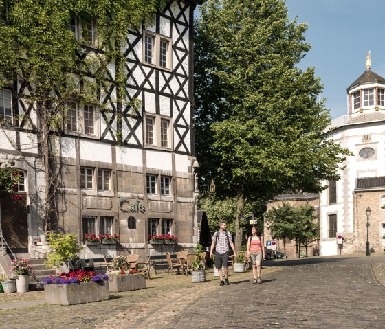 Wandertour auf der Inderoute: Zielort Kornelimünster, © Eifel Tourismus GmbH/D.Ketz