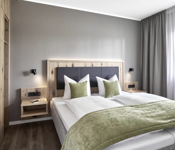 Schlafzimmer Komfort Suite Deluxe, © Sporthotel Grafenwald